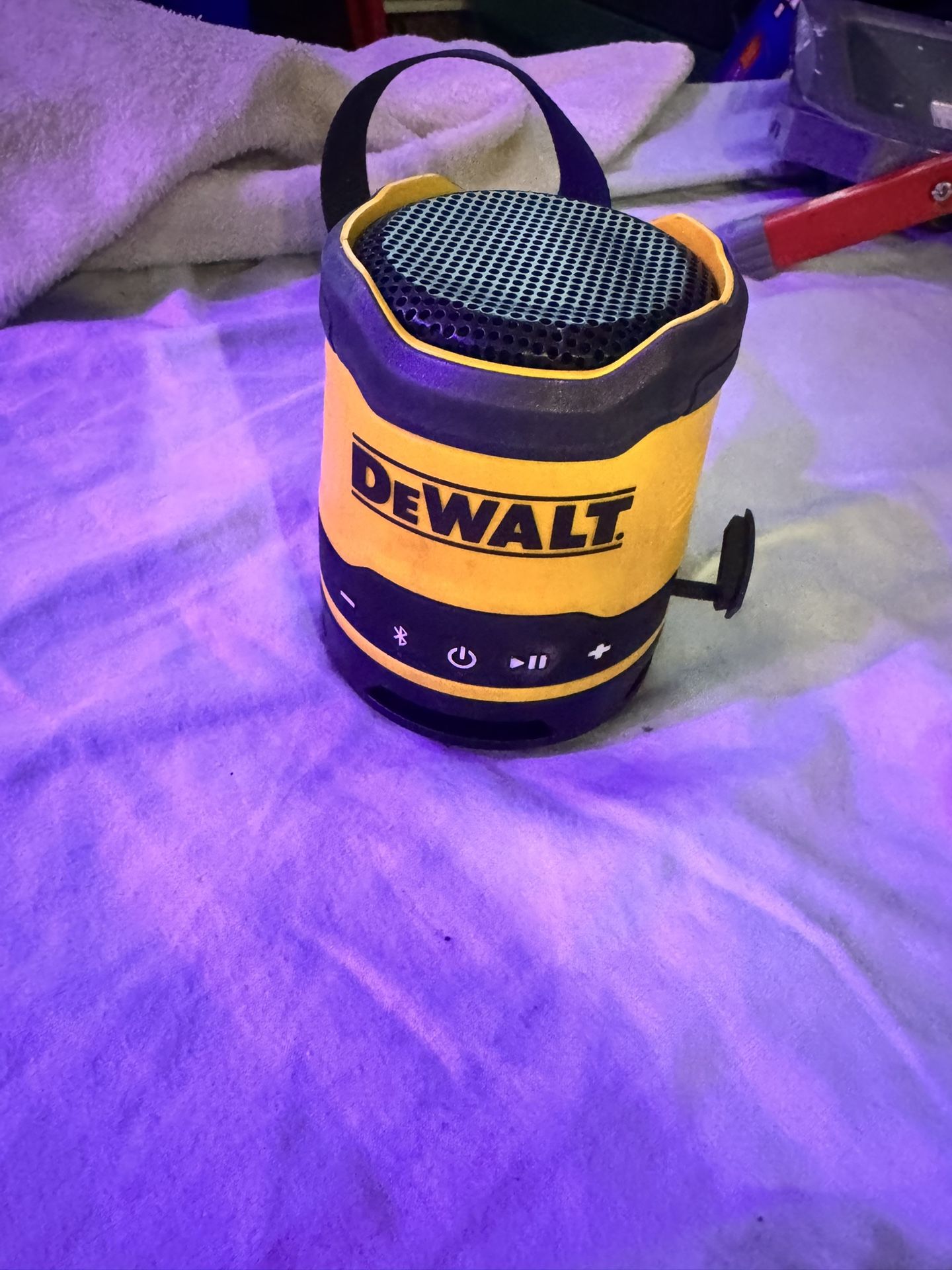 Dewalt Portable jobsite Speaker