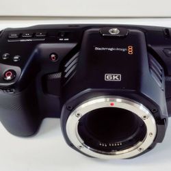 BLACKMAGIC DESIGN POCKET CINEMA CAMERA 6K