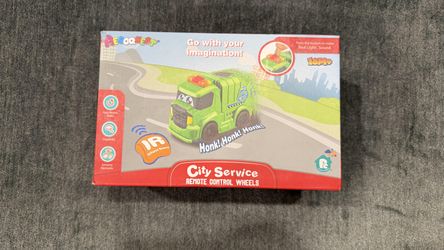 Toddler Remote Control Garbage Truck – Lights & Sounds – Easy IR Remote – 18M+