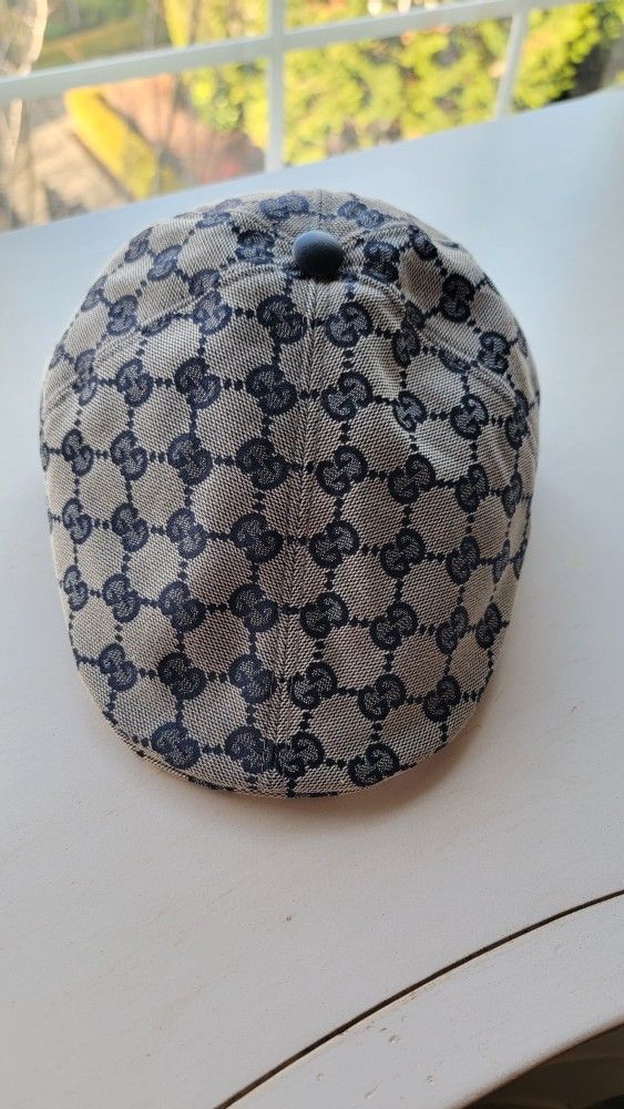 GUCCI BOYS MONOGRAM NEWSBOY CAP HAT NEW