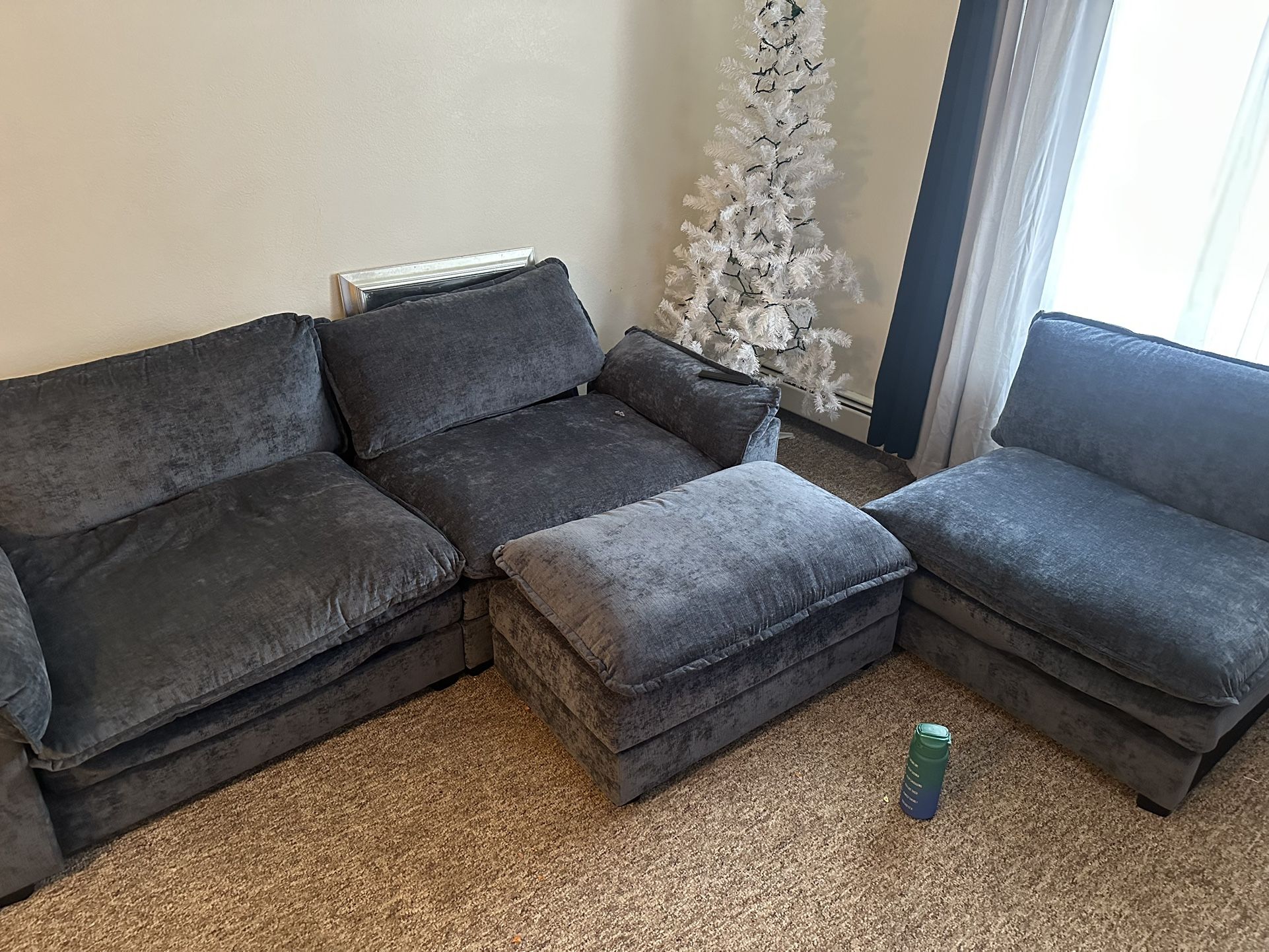 Sectional Couch And Ottoman