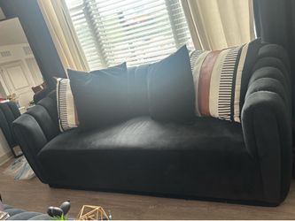 Luxury Black Velvet Living Room Set