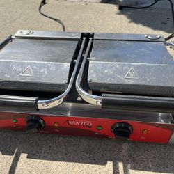 Avantco Commercial Double Panini Press / Contact Grill