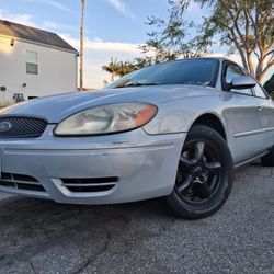 2004 Ford Grey Taurus V6