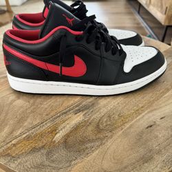 Jordan 1 Low Size 12