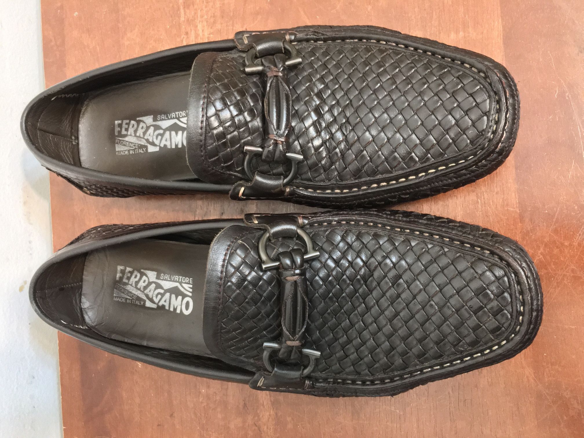 Salvatore Ferragamo Men's Brown Leather Loafers with Woven Design. Size 7 EE