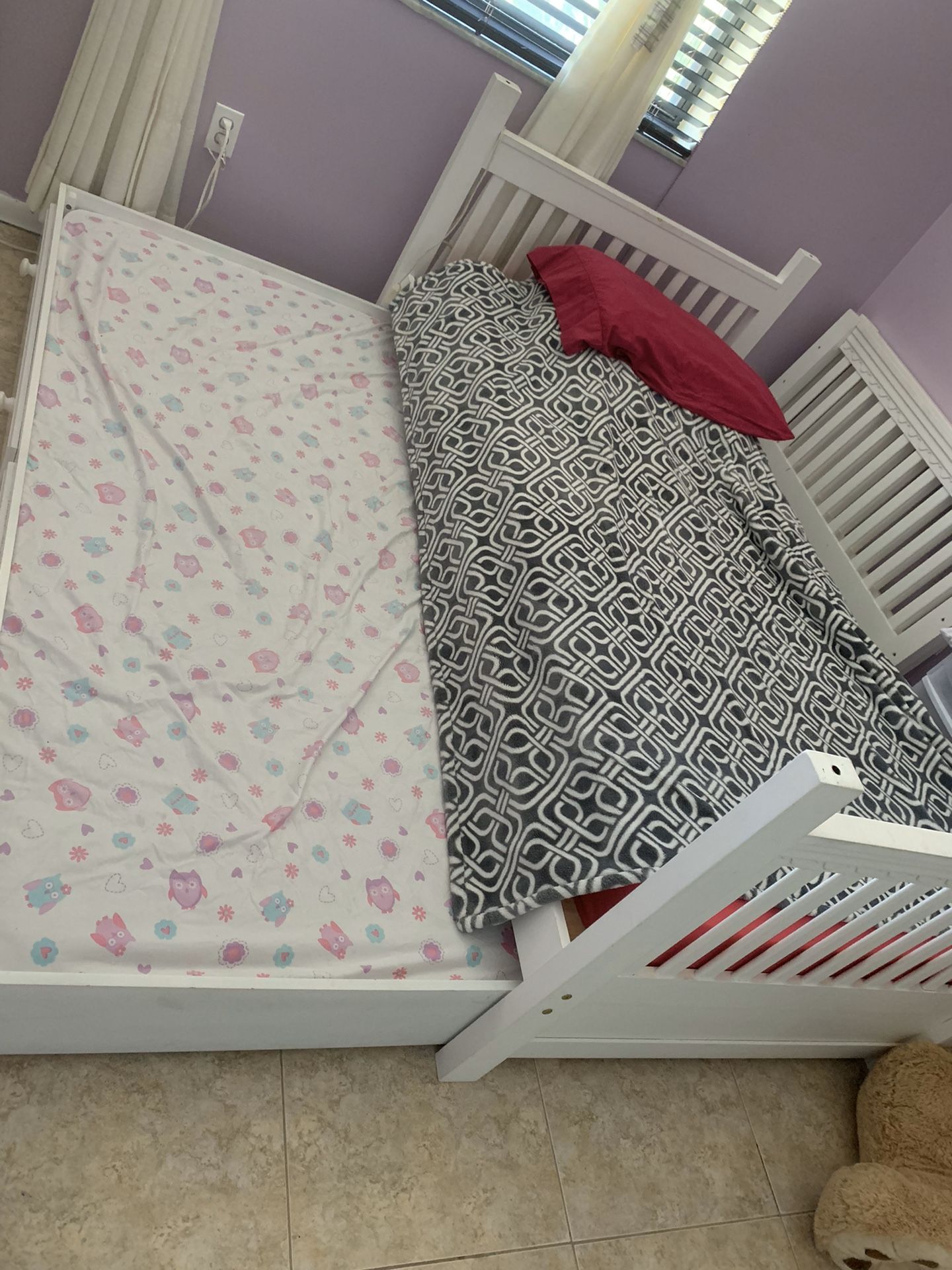 lauren white wood trundle bunk bed with 3 twin mattress