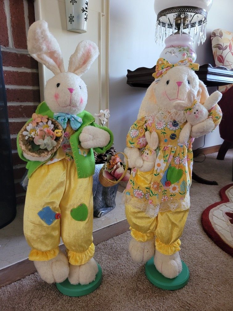 Mr&Mrs Easter Bunnies