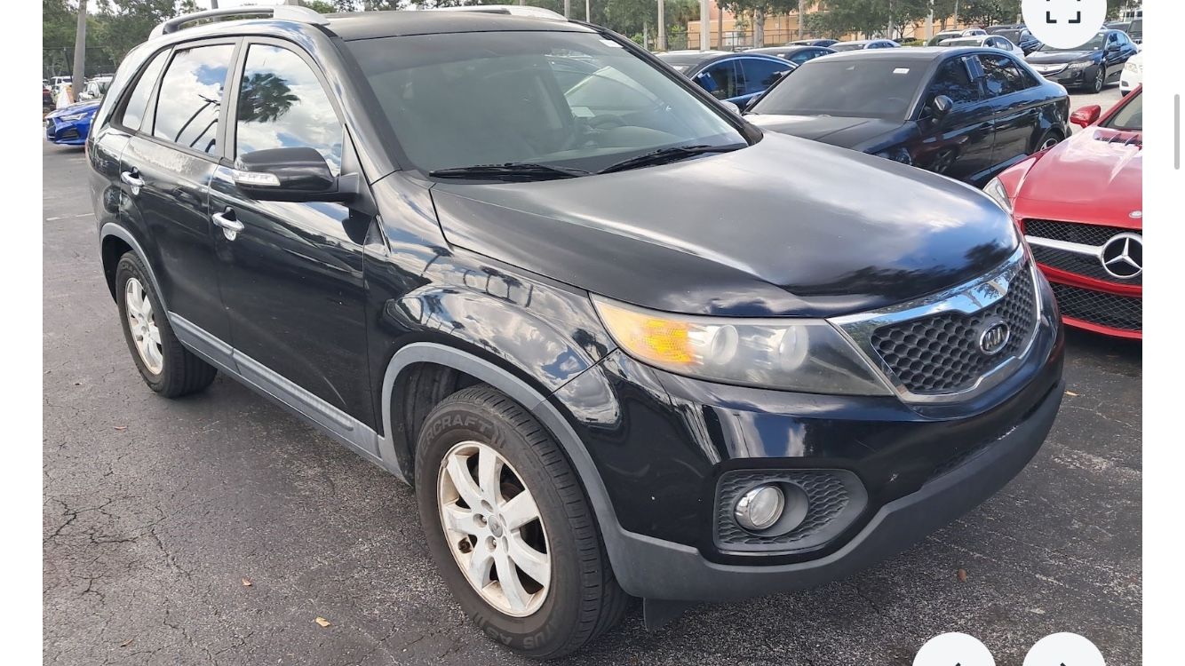 2013 KIA SORENTO