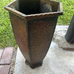 Metal Tall Flower / Plant Pot 