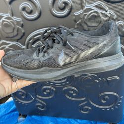 Woman’s Nike Size 6/$10