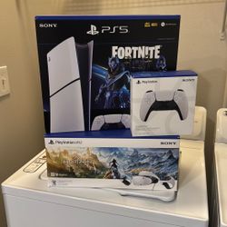 PS5 Digital edition & PSVR2 Bundle W/ 2 Controllers