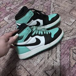 Jordan 1 