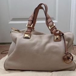Michael Kors cream leather purse