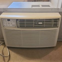 Window AC unit