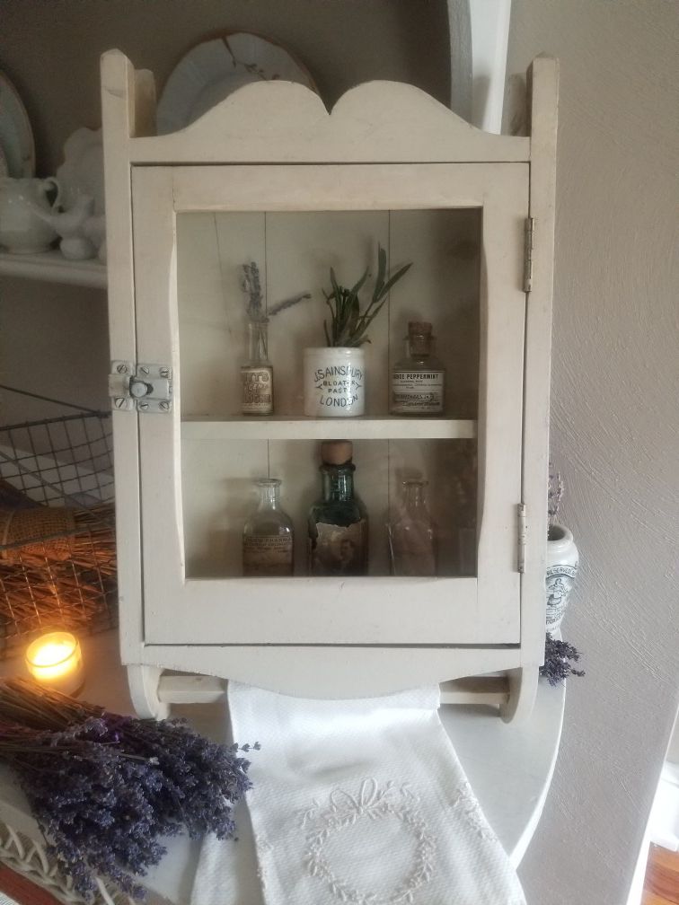 Charming antique apothecary cabinet 1920's
