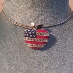 Apple Pendant Choker Necklace 