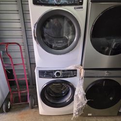 Front Load Washer And Gas Dryer Electrolux 