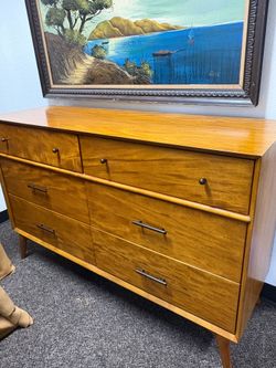 Mcm dresser