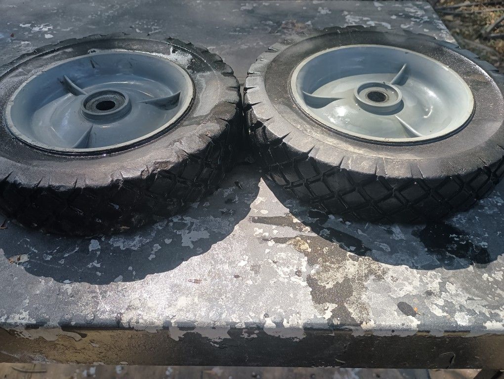 7.5 Regular Lawnmower Wheels 