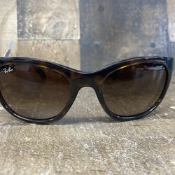Ray Ban RB 4216 Sunglasses 