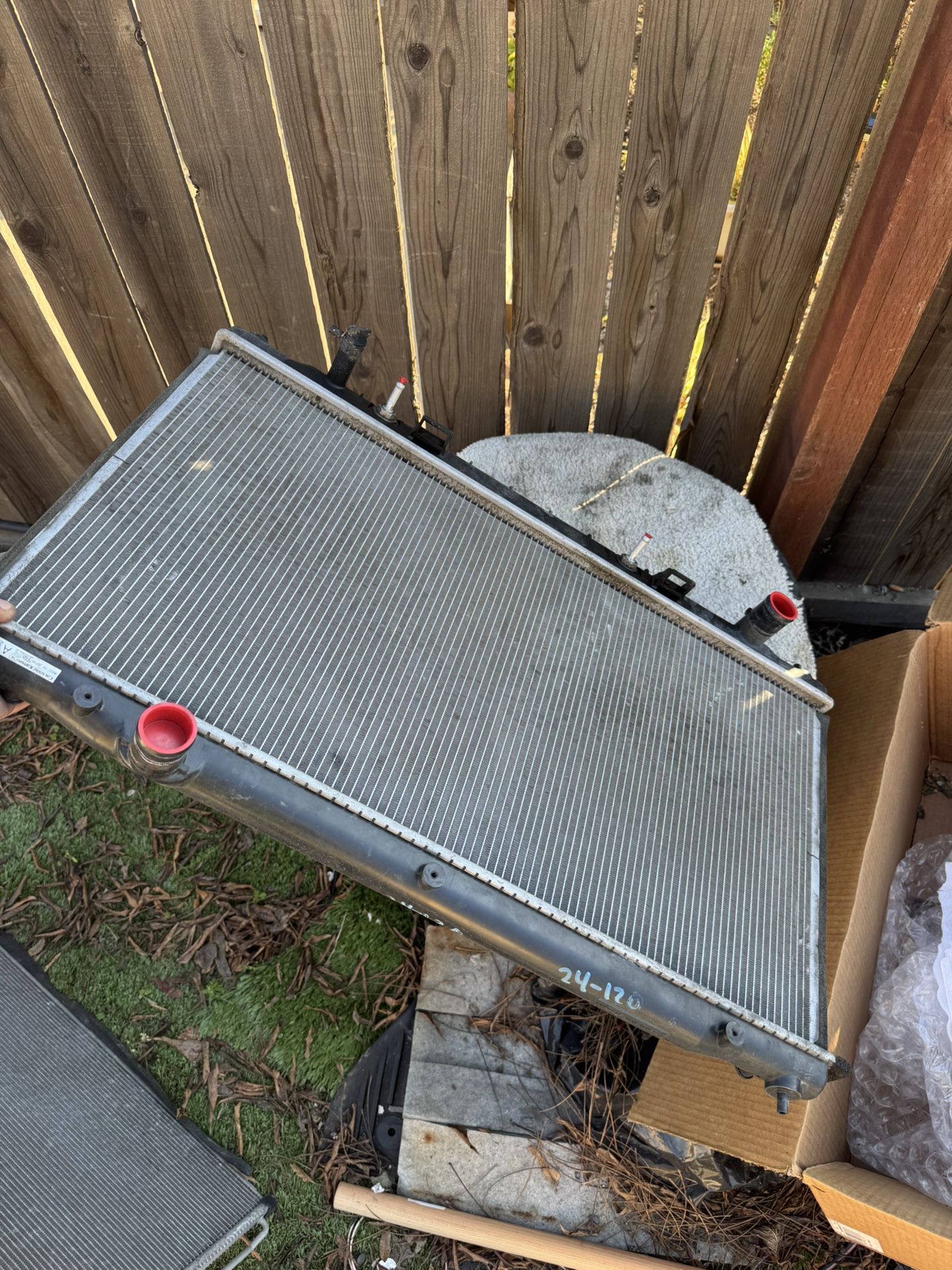 Infiniti Q50 Radiator