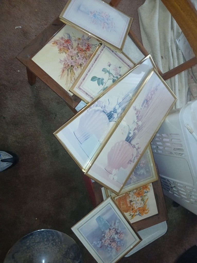 8 Item Lot Of 20th Centrury Floral Paintings Only $100