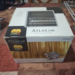 Atlas 150 Pasta Maker Brand New
