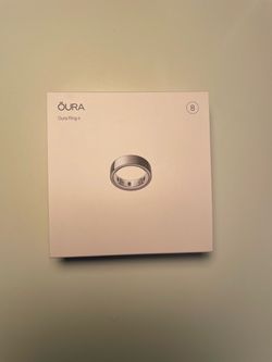 Oura Ring 4 size 8 NEW IN BOX