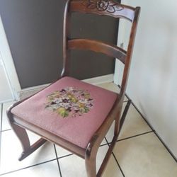 Rocking Chair 