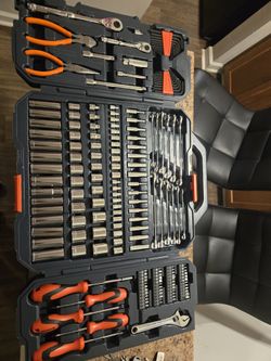 CRESCENT APEX Tool Set 168 Pcs New ***