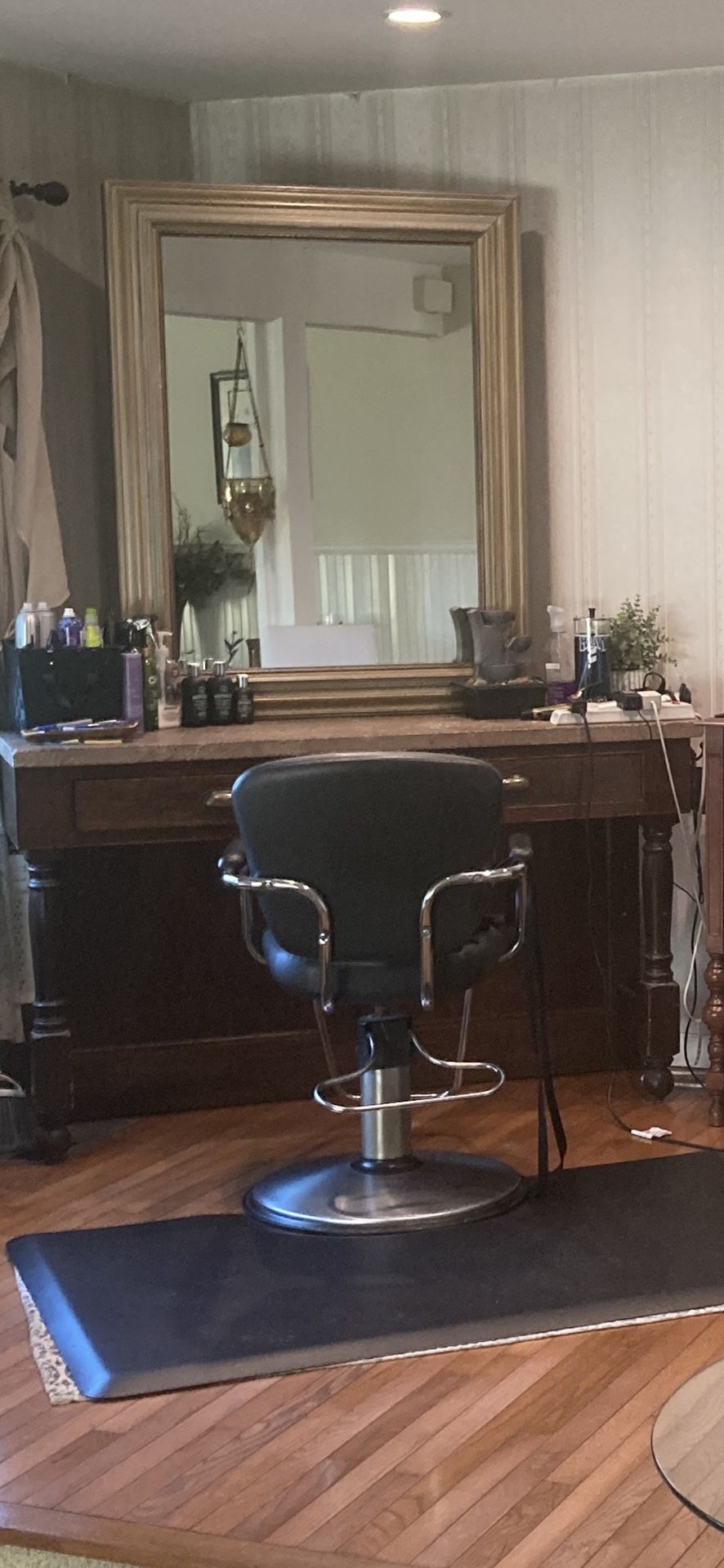 Hair Station W Mirror