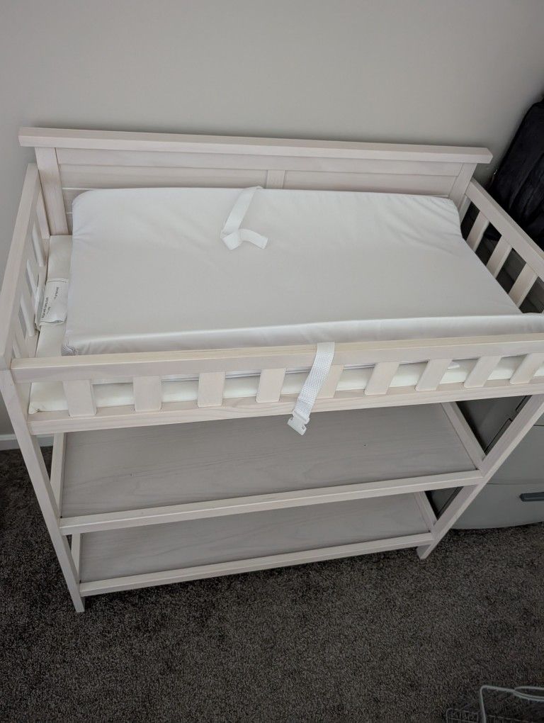 Mini Baby Crib and Baby Changing Table