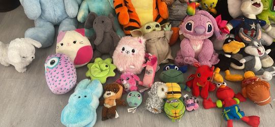 Large Plush Toy Collection - Disney, Build-A-Bear, Looney Tunes, Squishmallows