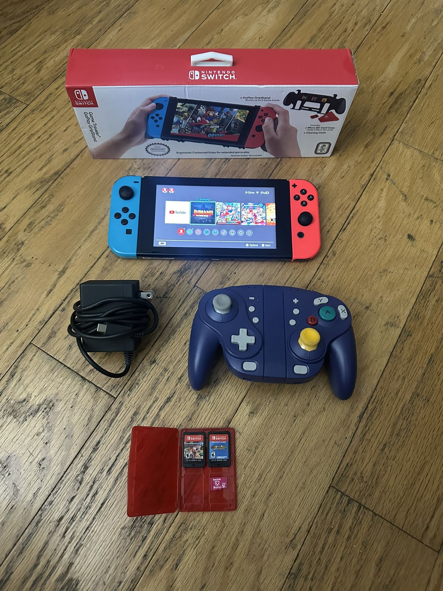 Nintendo Switch W/2 Free Games (Manhattan Pickup W 110 ST)