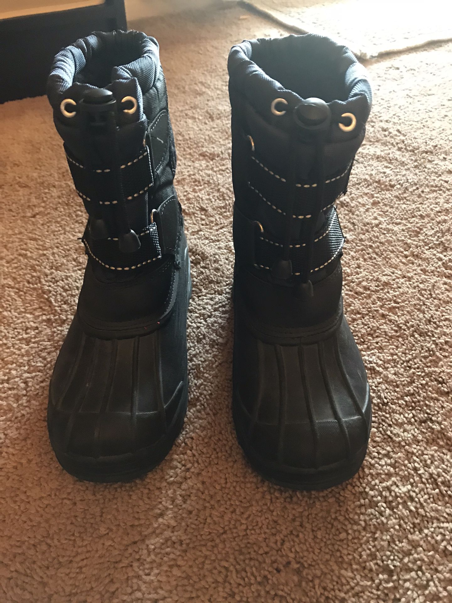 Kids snow boots-size 1