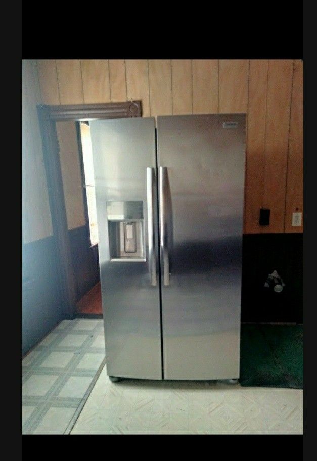 Refrigerator must pickup