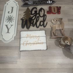 Christmas Decor Signs 
