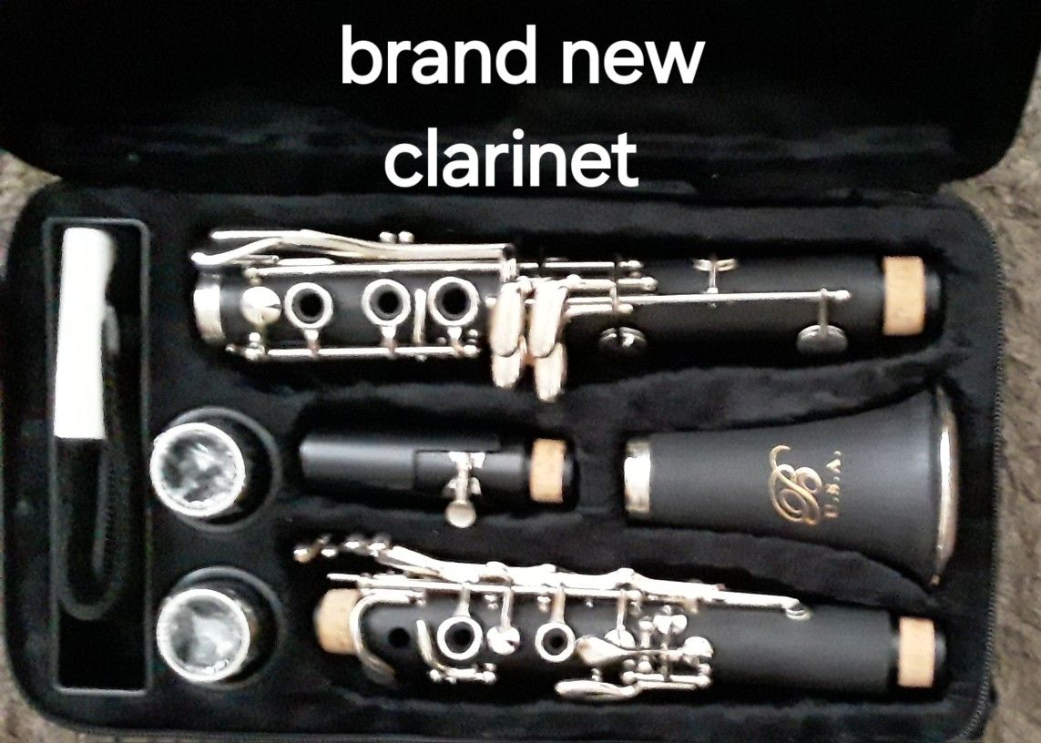 Brand New Bb Student Clarinet 