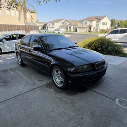 2001 BMW 330i 