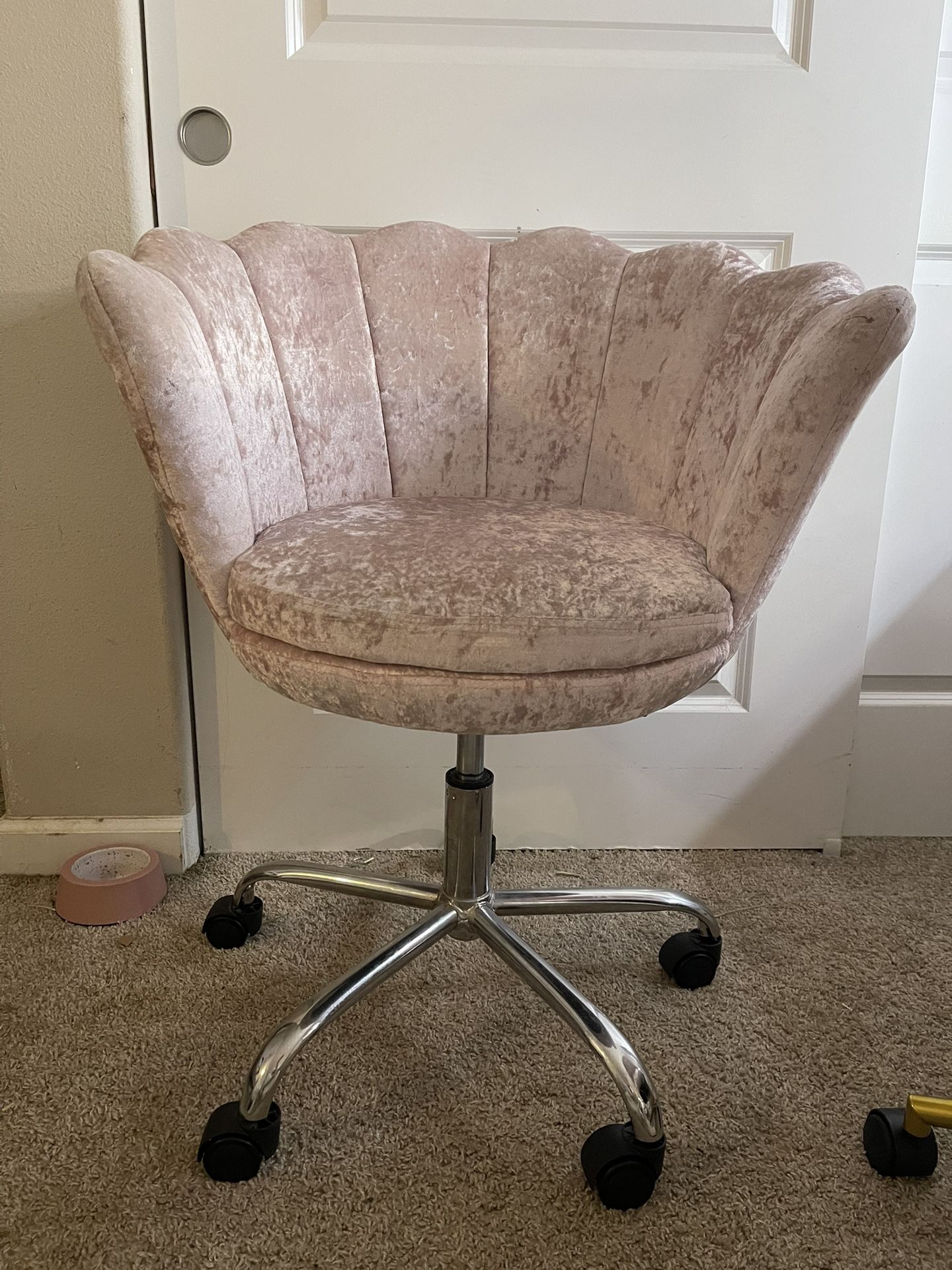 Velvet Pink Chair