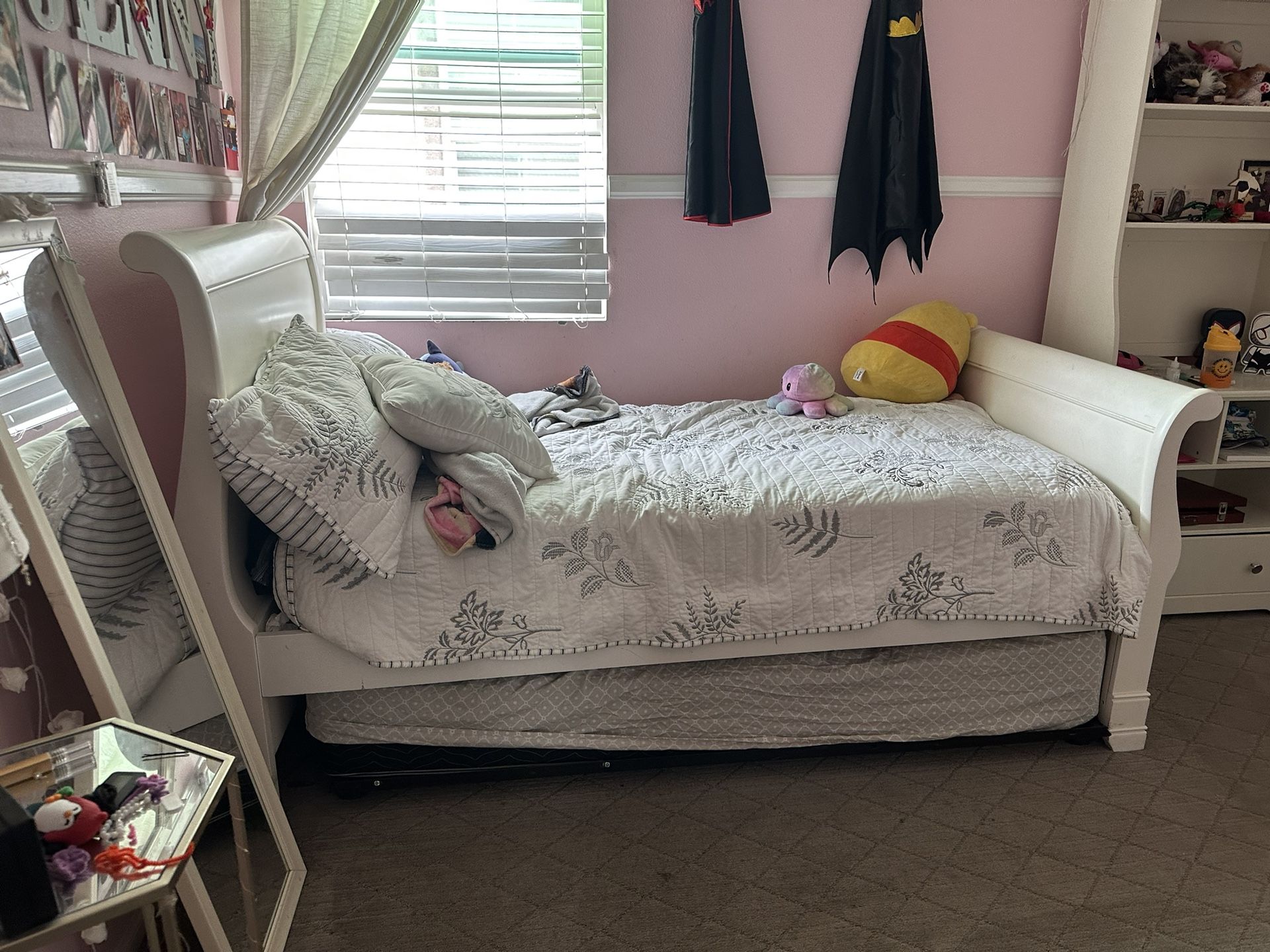 Twin Bedroom Set