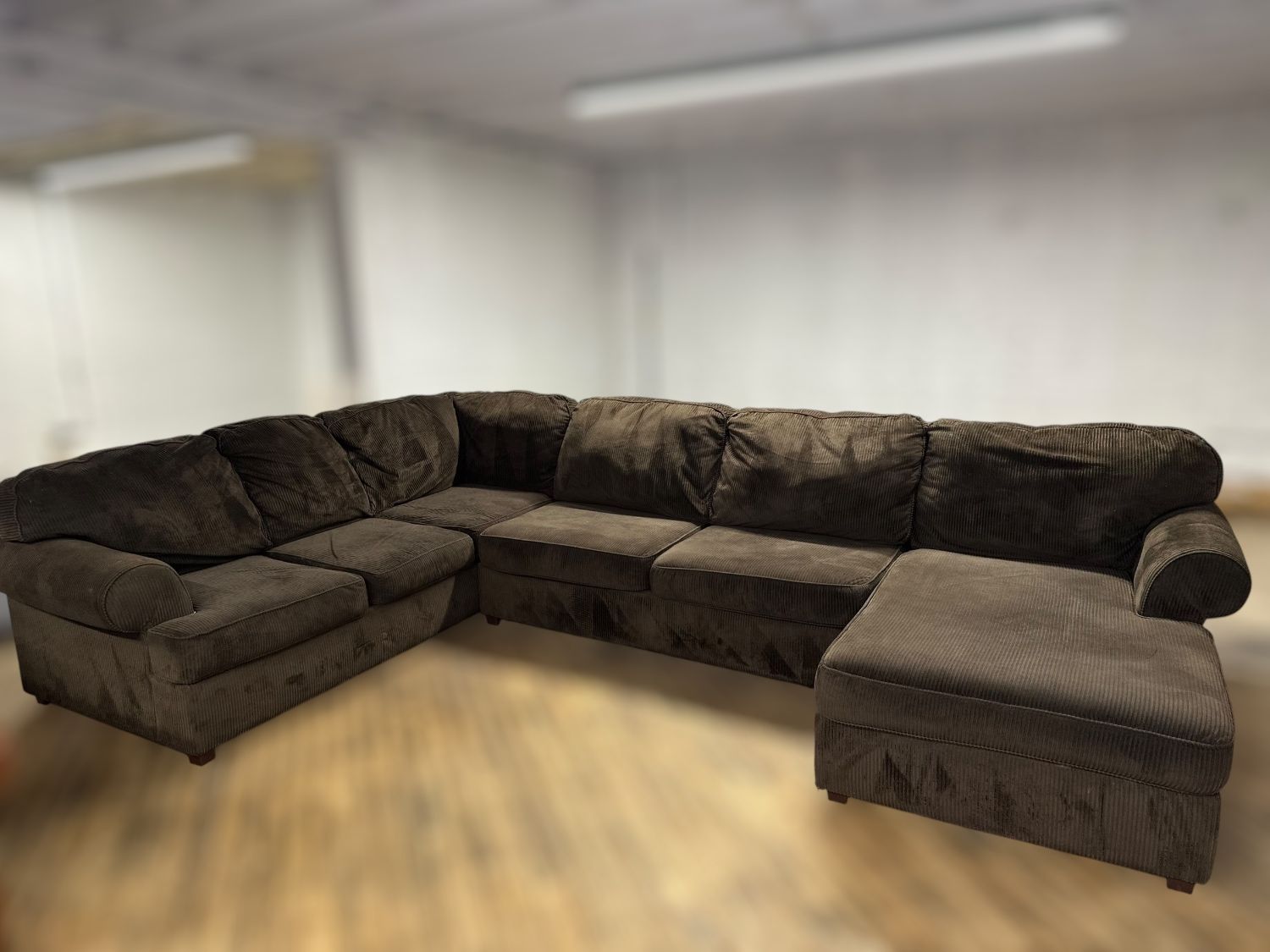 Free Delivery- Ashley brown 3pc U shape sectional sofa couch