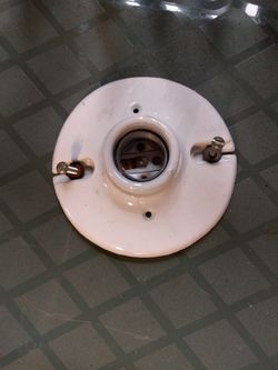 Light socket
