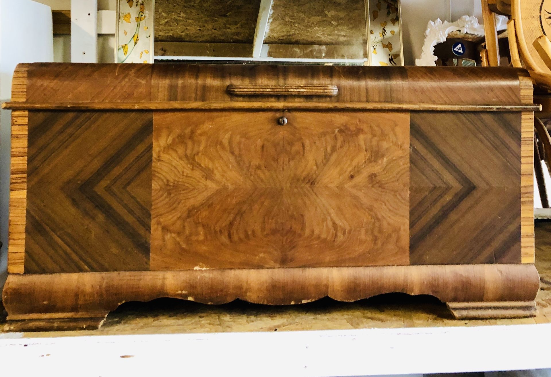 Vintage Lane Furniture Altavista Cedar Chest Trunk