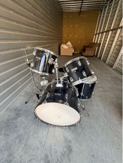 FREE DELIVERY Enforcer 5-Piece Drum Set