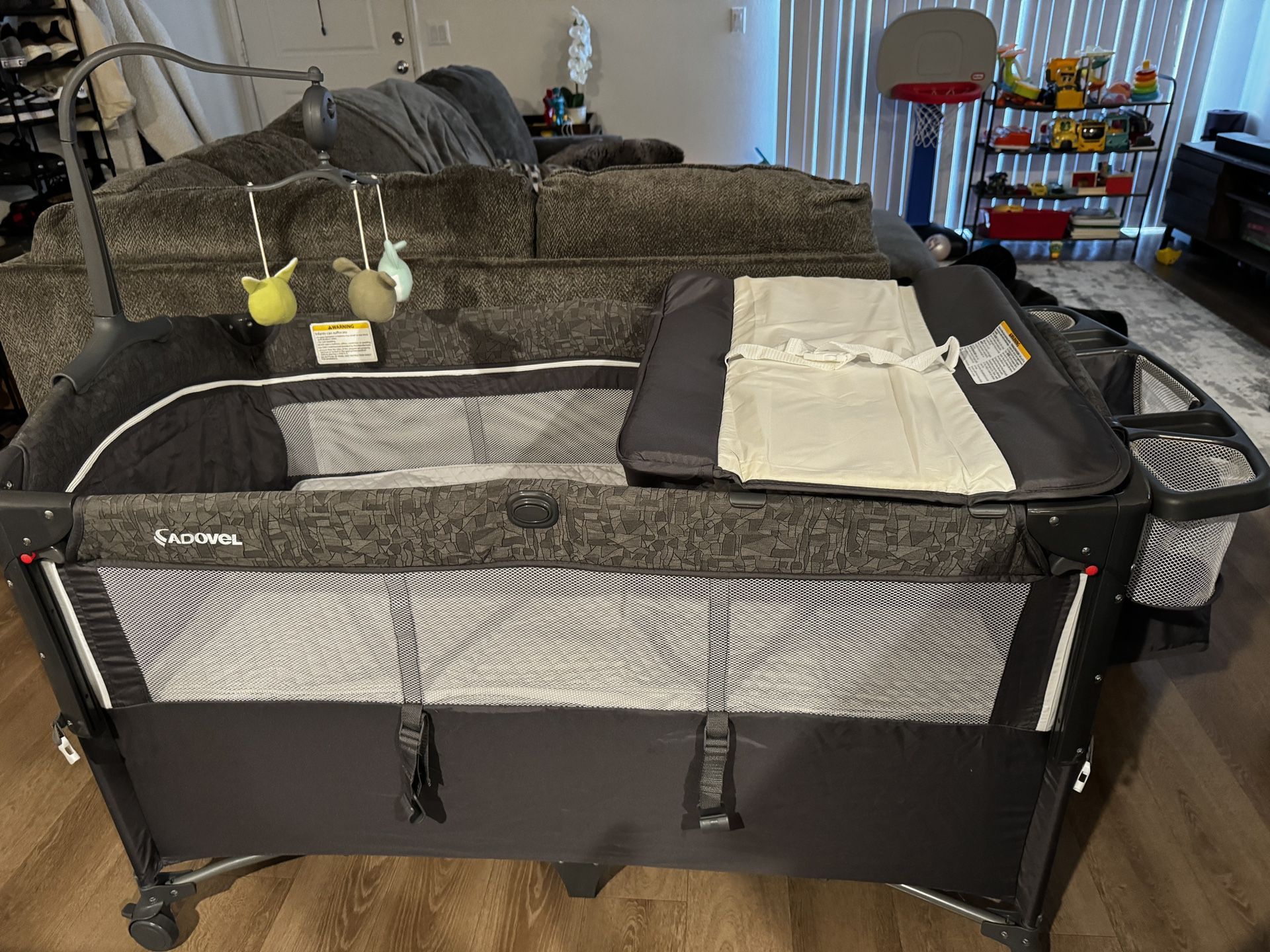 ADOVEL Baby Bassinet Bedside Crib, Pack and Play with Mattress, Diaper Changer and Playards from Newborn to Toddles, Grey