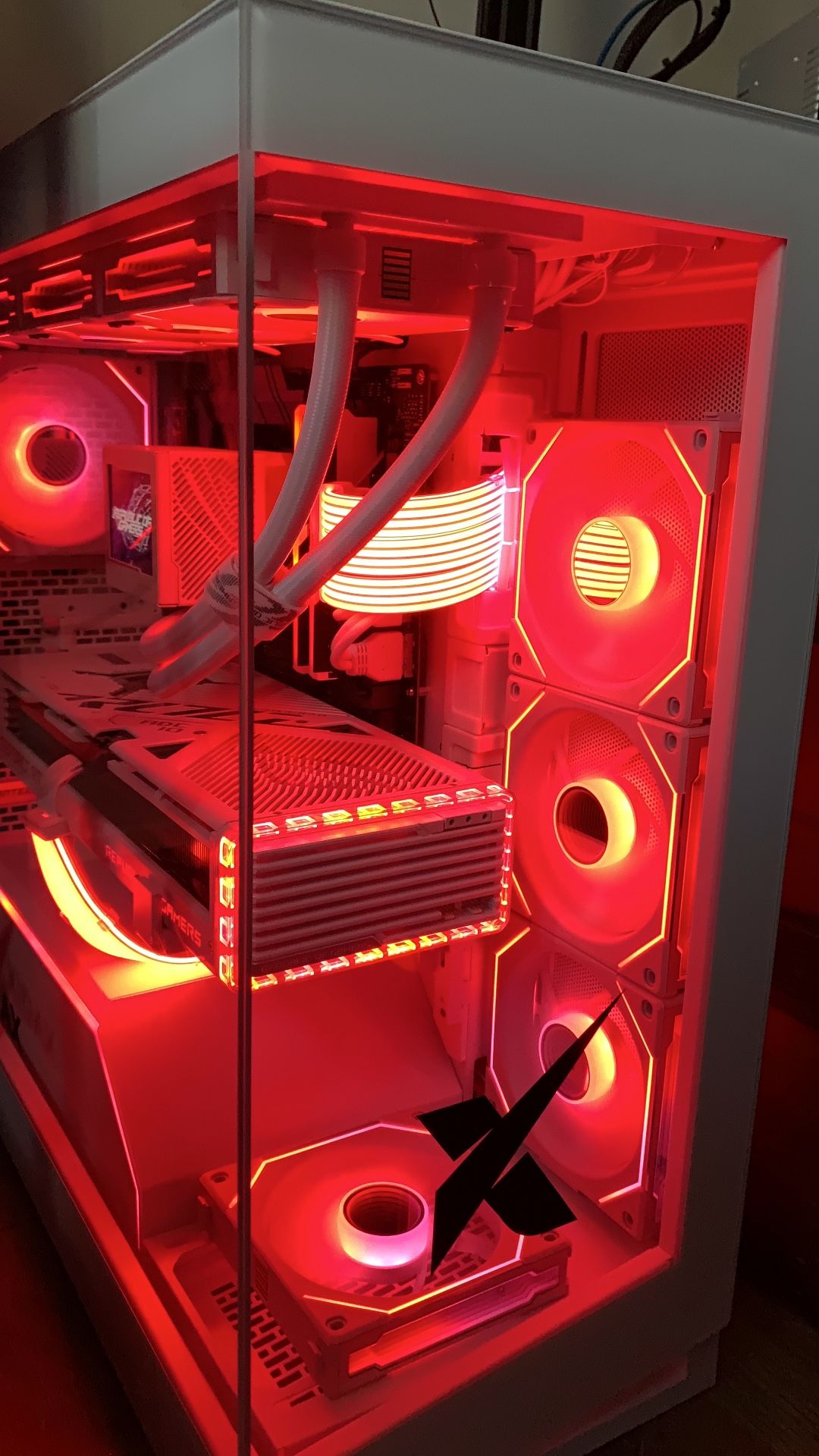 Custom Xidax Gaming Pc- RTX 4090, Ryzen 9 7950x3d