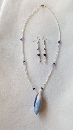 Dyed seashell and glass bead necklace and earrings