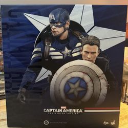 Hot Toys Captain America The Winter Soldier 1/6 Figures 